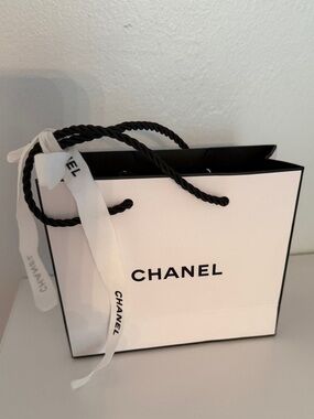 CHANEL White and Black Logo Gift Bag with Ribbon